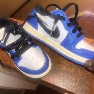 Nike Kids Black and Blue Sneakers